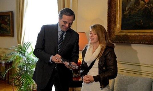 Stavroula Tsolakidou Prime Minister Antonis Samaras met World U14 Champion Stavroula