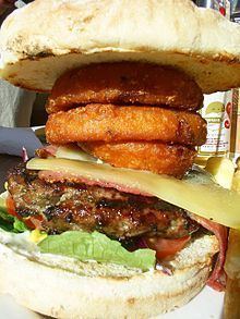 Steak burger httpsuploadwikimediaorgwikipediacommonsthu