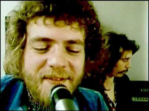 Stealers Wheel Stuck In The Middle With You Stealers Wheel YouTube