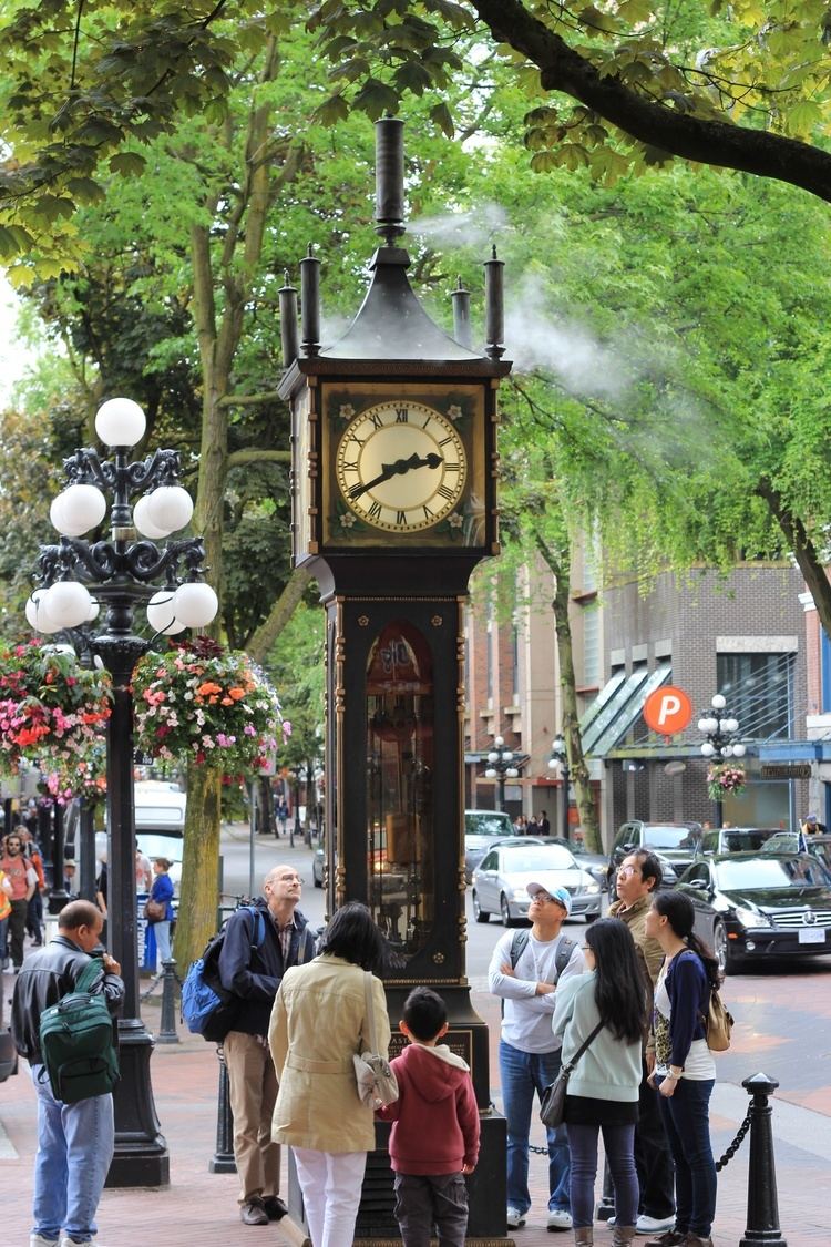 Steam clock A Totally Steaming Tourist Attraction Gastown39s Steam Clock