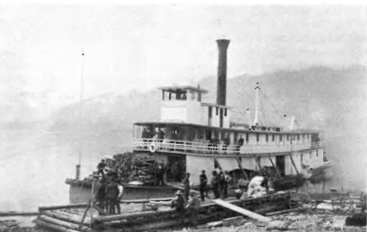 Steamboats of the Arrow Lakes