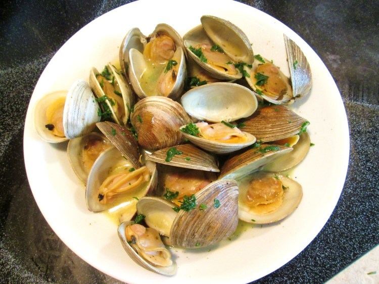 Steamed clams Steamed Clams Poor Man39s Gourmet Kitchen