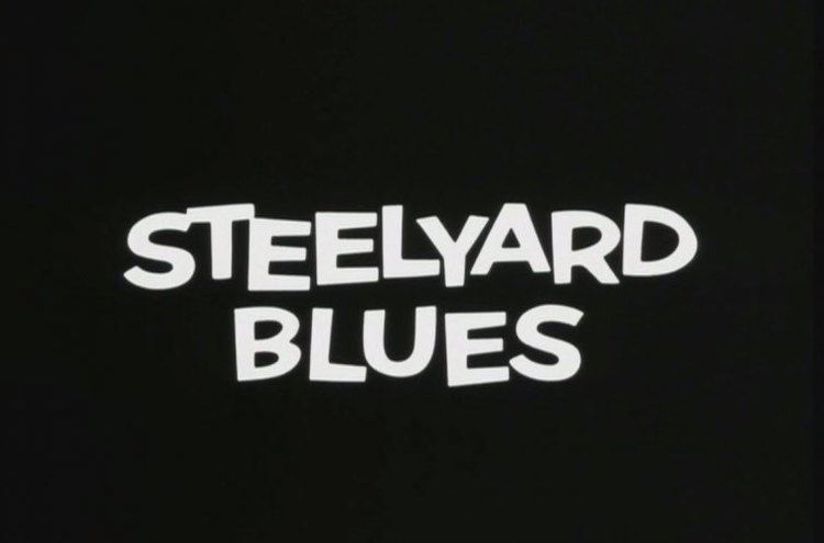Steelyard Blues movie scenes My favourite Donald Sutherland film Demolition derby footage from opening sequence 02 45 04 10 No film characters are directly involved in this footage 