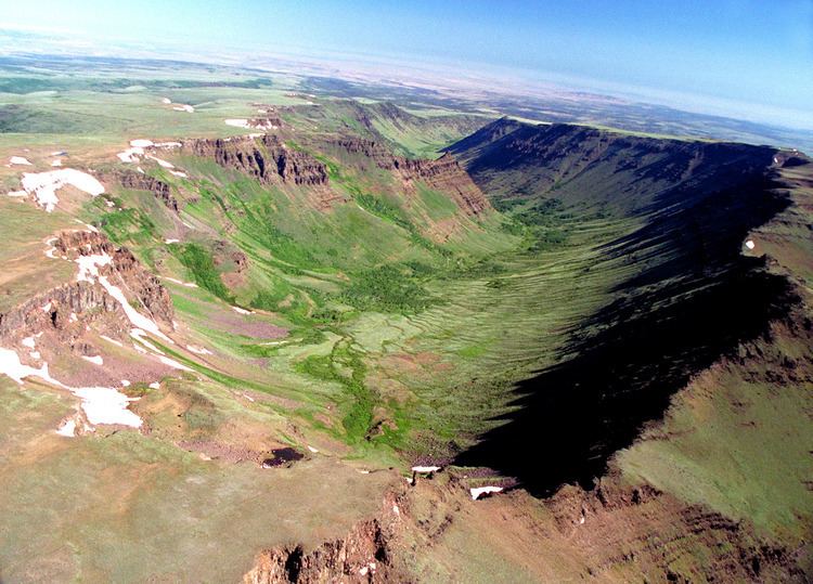 Steens Mountain httpswwwblmgovordistrictsburnsrecreation