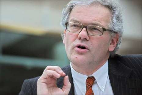Stefaan De Clerck Parliament scraps severance pay Flanders Today
