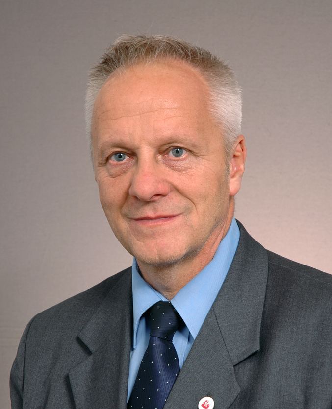 Stefan Niesiołowski FileStefan Niesioowski Kancelaria Senatu 2005jpg Wikimedia Commons
