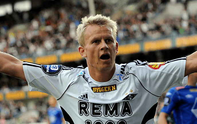 Steffen Iversen Steffen Iversen Rosenborg Back Page Football Back Page