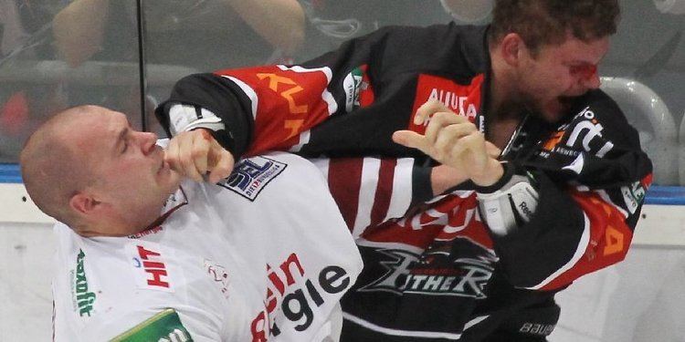 Steffen Tölzer Eishockey brutal Stewart quotDas war der pure Frustquot Expressde