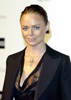 Stella McCartney Stella McCartney Fashion Designer Profile