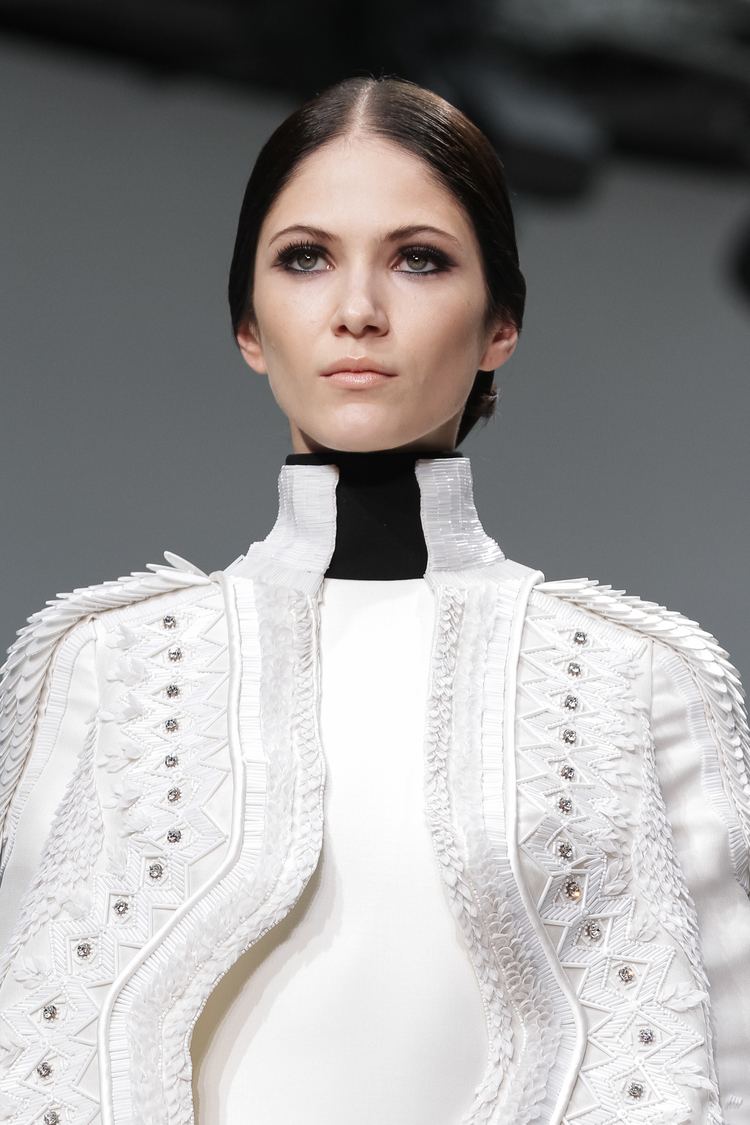 Stephane Rolland Stphane Rolland The Most Stunning Beauty Moments From