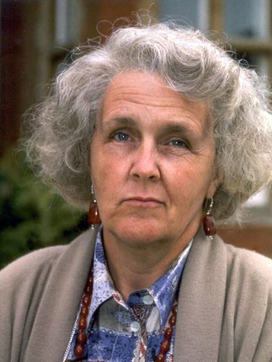 Stephanie Cole Stephanie Cole as Diana Trent in Waiting For God I want to be Diana
