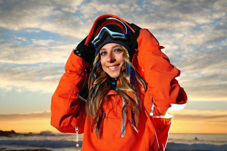Stephanie Magiros Olympic dream for Aussie snowboarder Magiros SBS News
