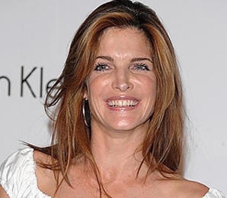 Stephanie Seymour Model Stephanie Seymour applies for alcohol rehab program Boston