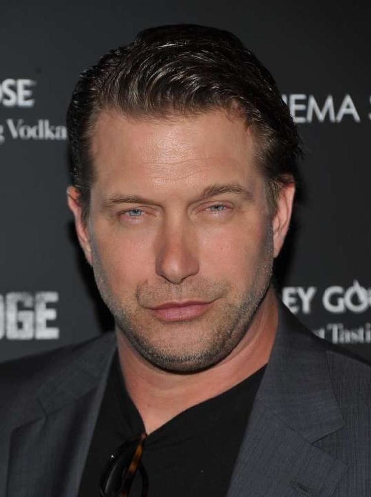 Stephen Baldwin Stephen Baldwin rushes to aid epileptic woman NY Daily News