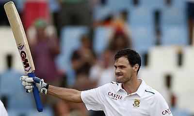 Stephen Cook (cricketer) strike back after Stephen Cook century