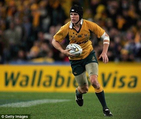 Stephen Larkham Stephen Larkham offered chance to come out of retirement