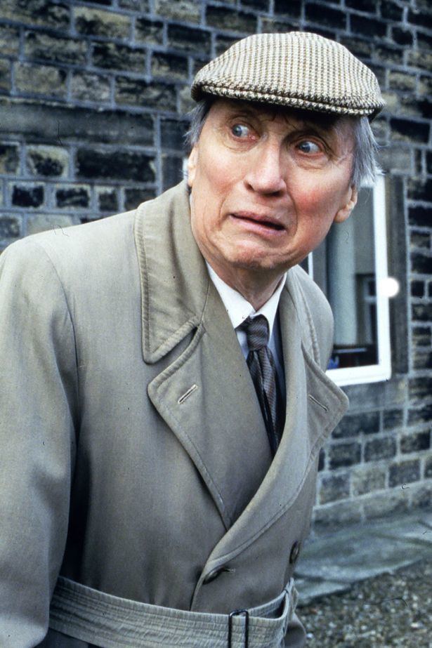 Stephen Lewis (actor) Actor Stephen Lewis dead On The Buses star Blakey passes