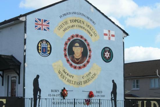 Stephen McKeag Stephen McKeag Mural Picture of Belfast Famous Black Taxi Tours