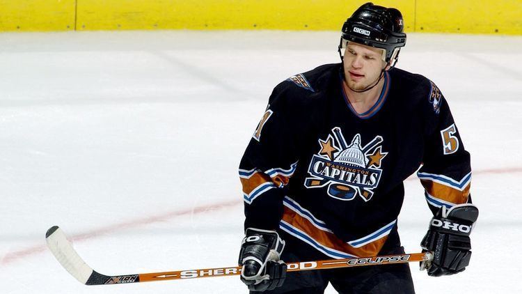 Stephen Peat Former NHL player Stephen Peat facing arson charges after