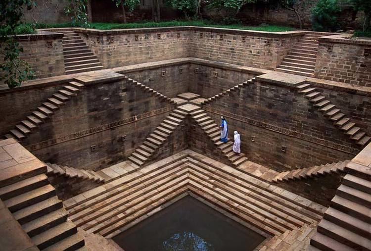 Stepwell Inhabiting Infrastructures Indian Stepwells SOCKS