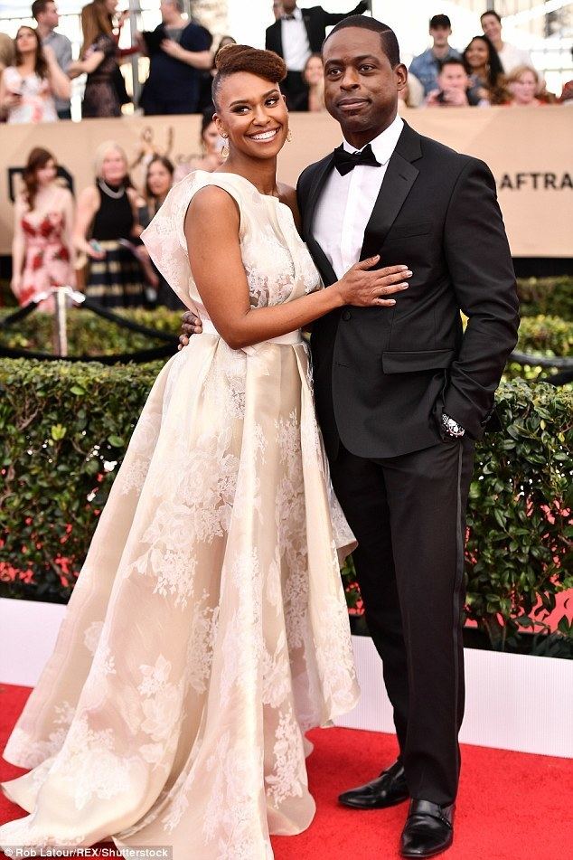 Sterling K. Brown SAG Awards 2017 Sterling K Brown puckers up to wife Daily Mail Online