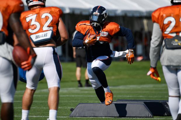 Stevan Ridley Broncos return to practice with a heavy focus on running game The
