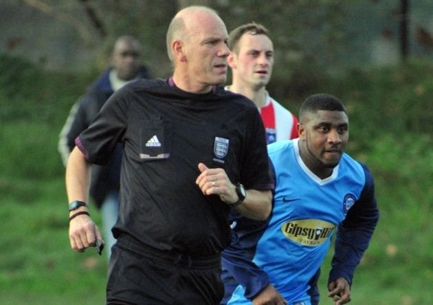 Steve Bennett (referee) Premiership ref makes Sunday League return News Kent News