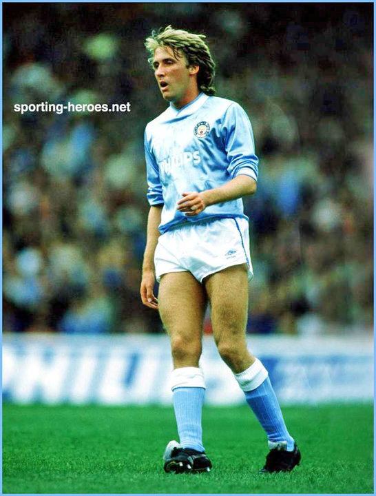 Steve Kinsey (footballer) Steve KINSEY Biography of his Man City career complete League