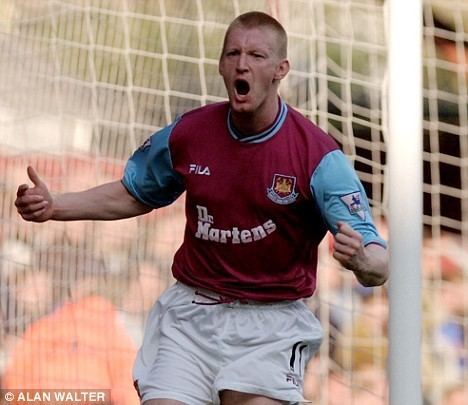 Steve Lomas ExWest Ham workhorse Lomas in line to take the helm at Colchester