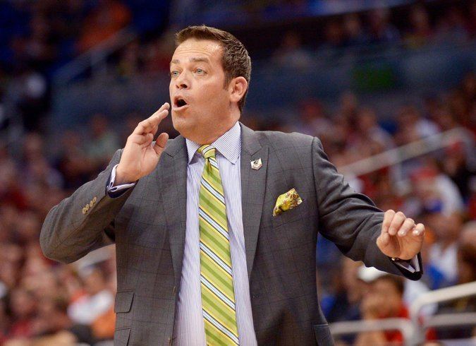 Steve Masiello Reconciling the Words of Manhattan Coach Steve Masiello