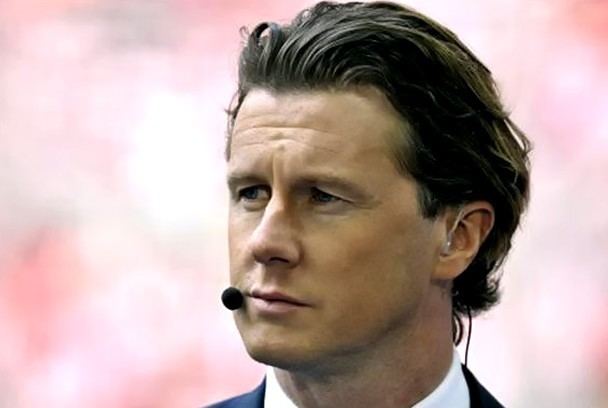 Steve McManaman Steve McManaman Footballer amp Analyst I Will Know Someone