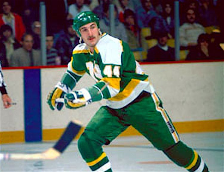 Steve Payne (ice hockey) How Concussions Ruined Michel Petit and Steve Paynes NHL Careers