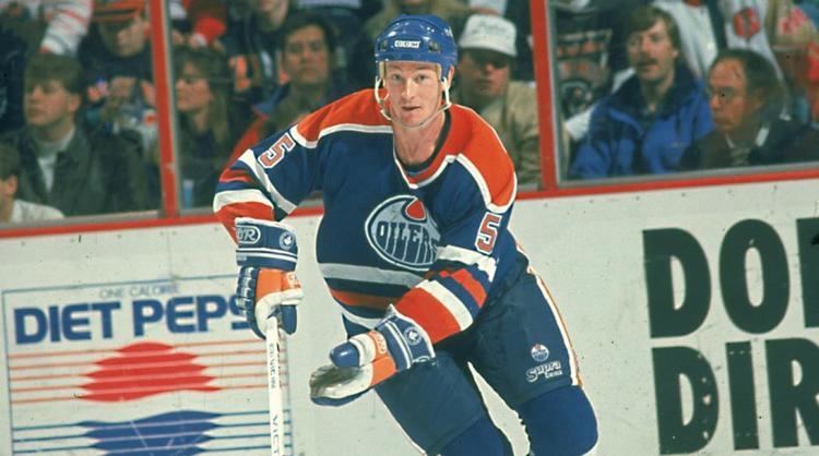 Steve Smith (ice hockey, born in Scotland) Steve Smiths infamous own goal in 1986 NHL playoffs SIcom