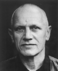 Steven Berkoff wwwstevenberkoffcombiogh2gif