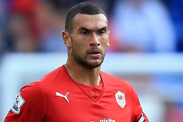 Steven Caulker Cardiff39s Steven Caulker praises Ryan Giggs ahead of Man