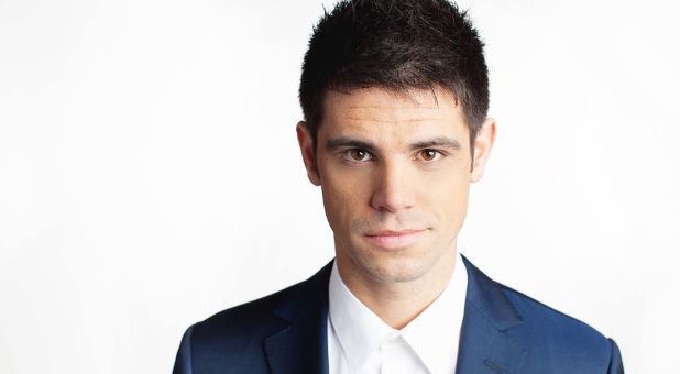 Steven Furtick Megachurch Pastor Steven Furtick Draws Criticism for 17