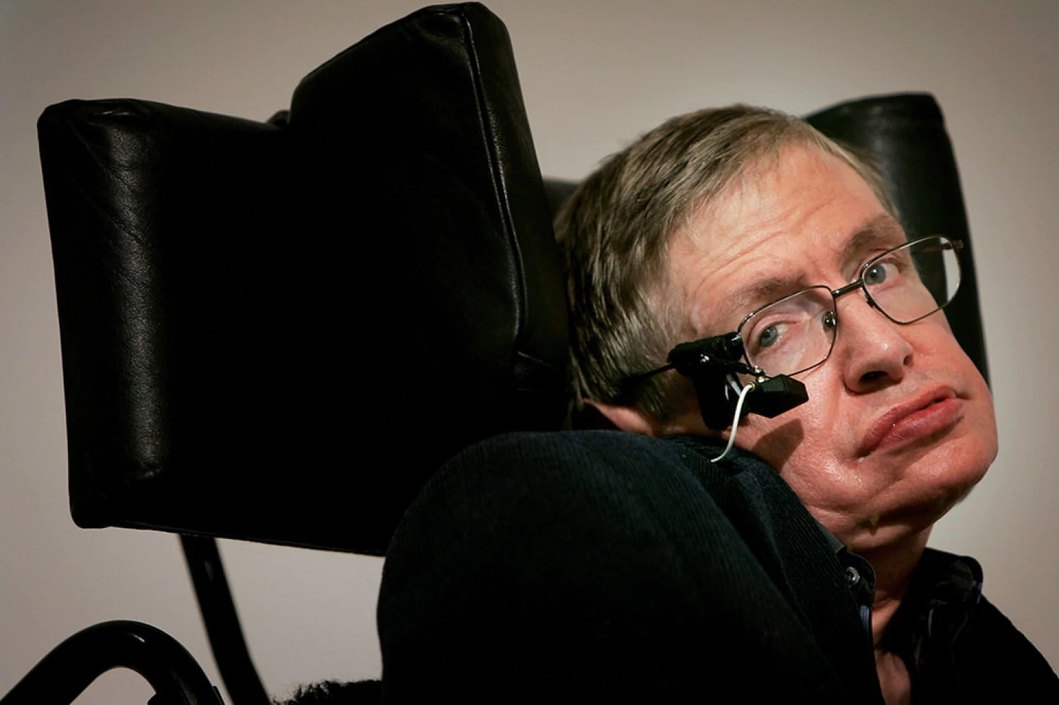 Steven Hocking How Stephen Hawking diagnosed with ALS decades ago is