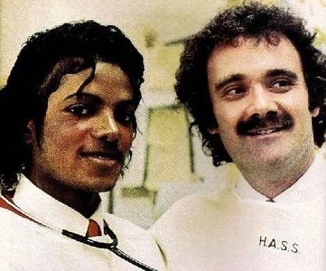 Steven Hoefflin smiling with Michael Jackson