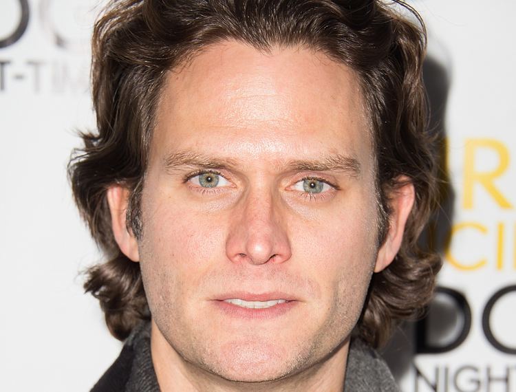 Steven Pasquale DirecTV Sets Comedy Series 39Almost There39 Starring Steven