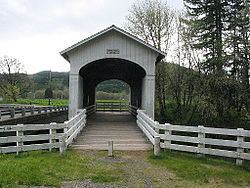 Stewart Bridge (Walden, Oregon) httpsuploadwikimediaorgwikipediacommonsthu