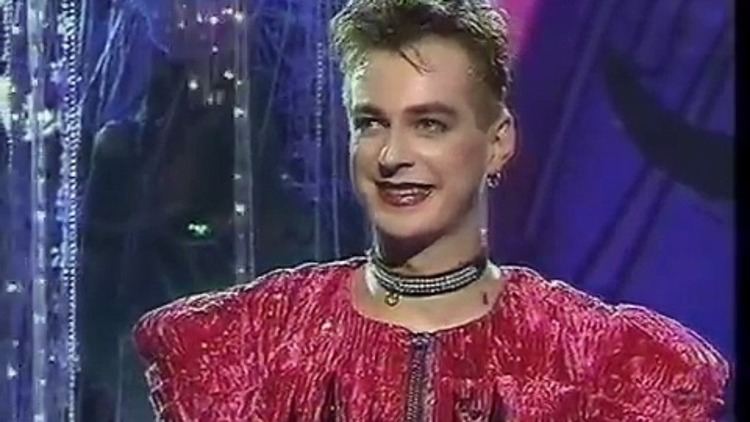 Sticky Moments Channel 4 1989 into 1990Sticky Moments with Julian Clary 2 Video