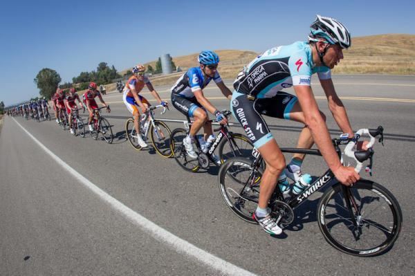 Stijn Vandenbergh Vandenbergh drops out of Tour of California with knee