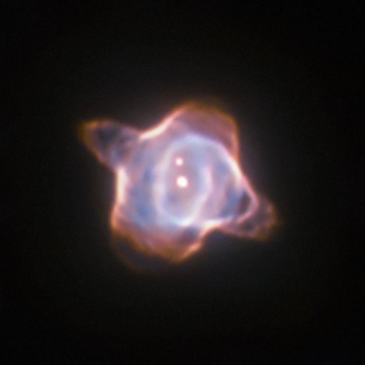 Stingray Nebula Stingray Nebula and SAO 244567 ESAHubble