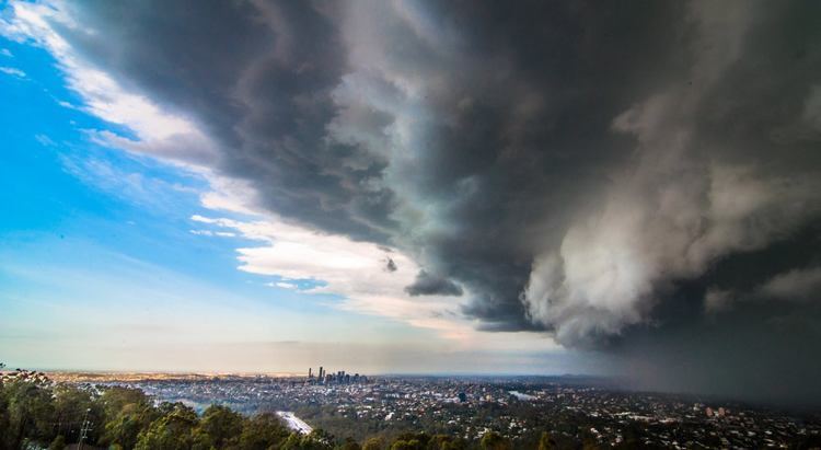Storm cell Storm cell rolling in over Brisbane Australia this afternoon pics
