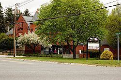 Stow, Massachusetts httpsuploadwikimediaorgwikipediacommonsthu