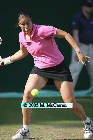 Stéphanie Cohen-Aloro Stephanie CohenAloro Advantage Tennis Photo site view and