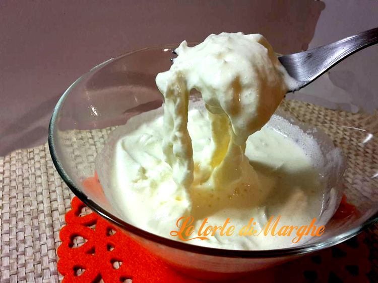 Stracciatella di bufala Stracciatella di mozzarella fatto in casa Le torte di Marghe