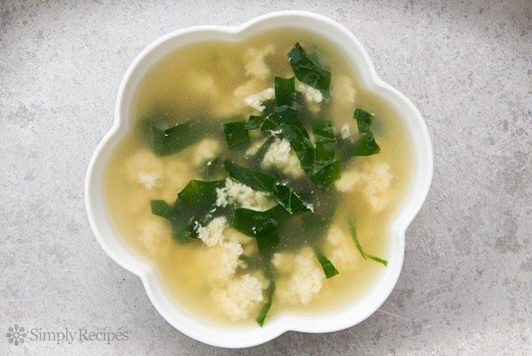 Stracciatella (soup) Italian Egg Drop Soup Stracciatella Recipe SimplyRecipescom