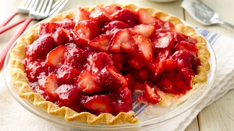 Strawberry pie Fresh Strawberry Pie Recipe Pillsburycom