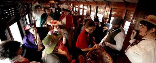 Strawberry train Tourist routes through Spain Aranjuez and the Strawberry Train